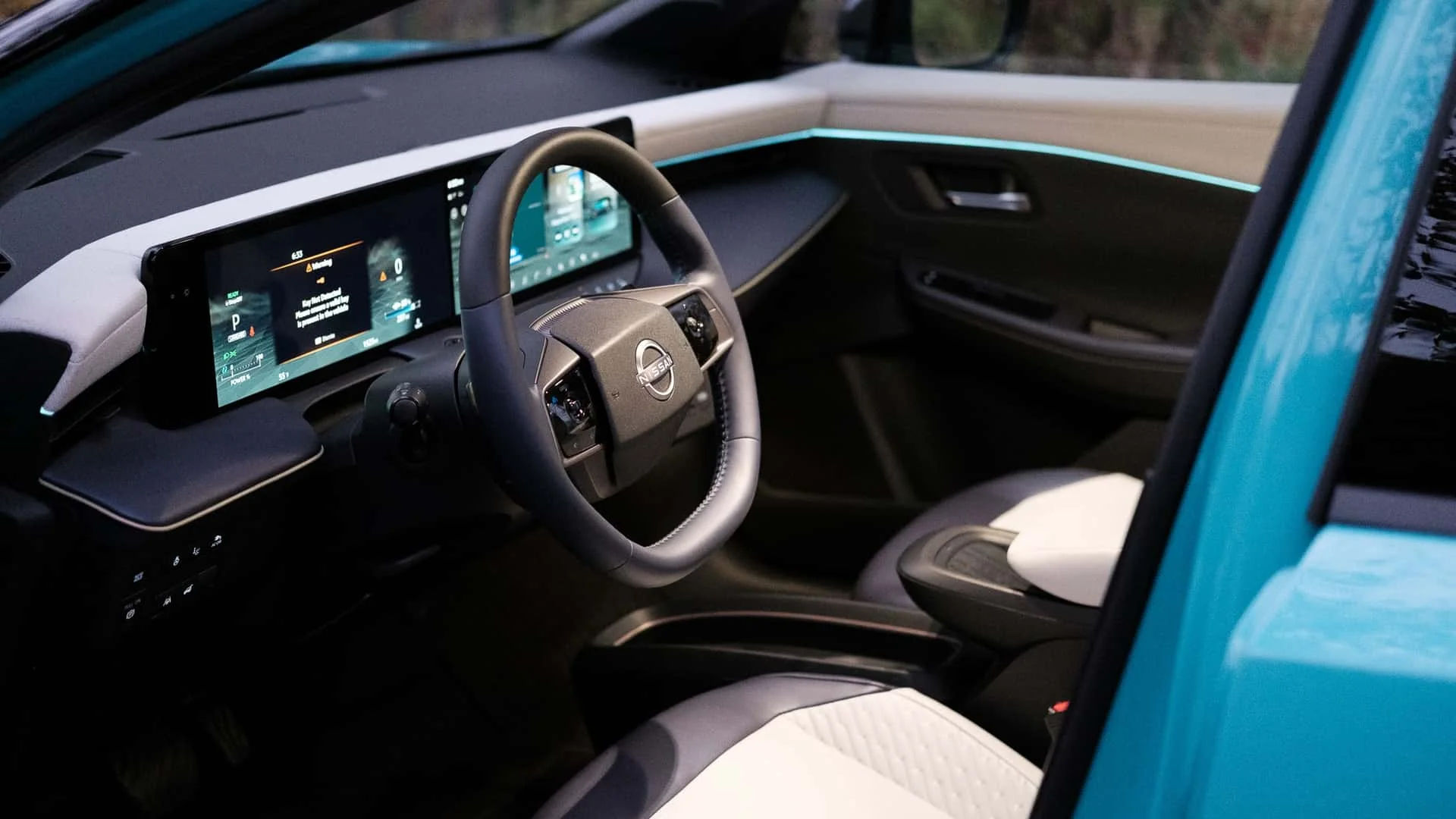 2026-nissan-leaf (4).webp