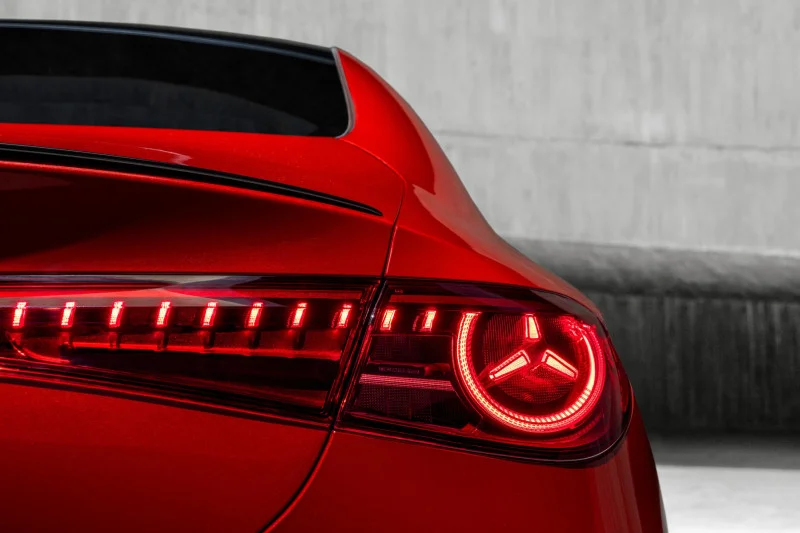 800_mercedes-benz_cla_2.webp