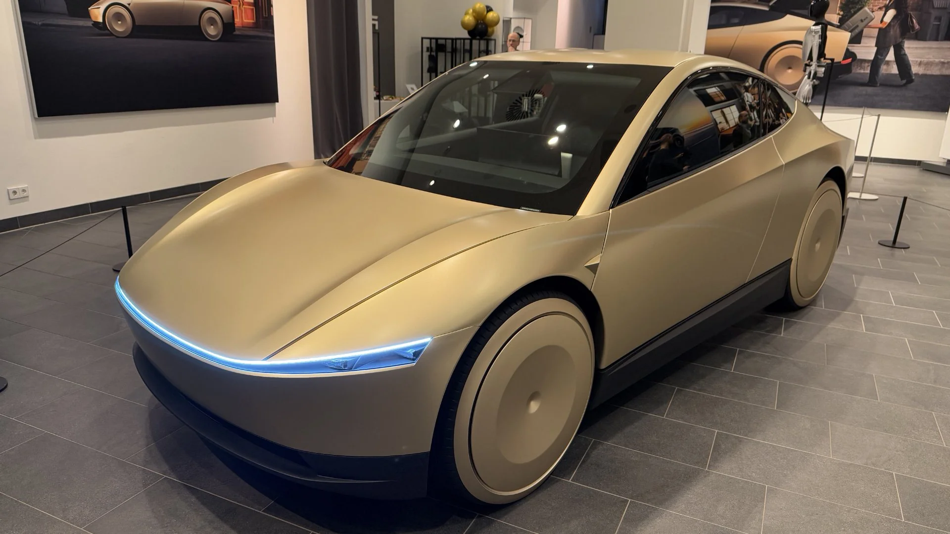 ab-heute-tesla-cybercab-jetzt-offentlich-in-der-mall-of-berlin-ausgestellt-550677.webp