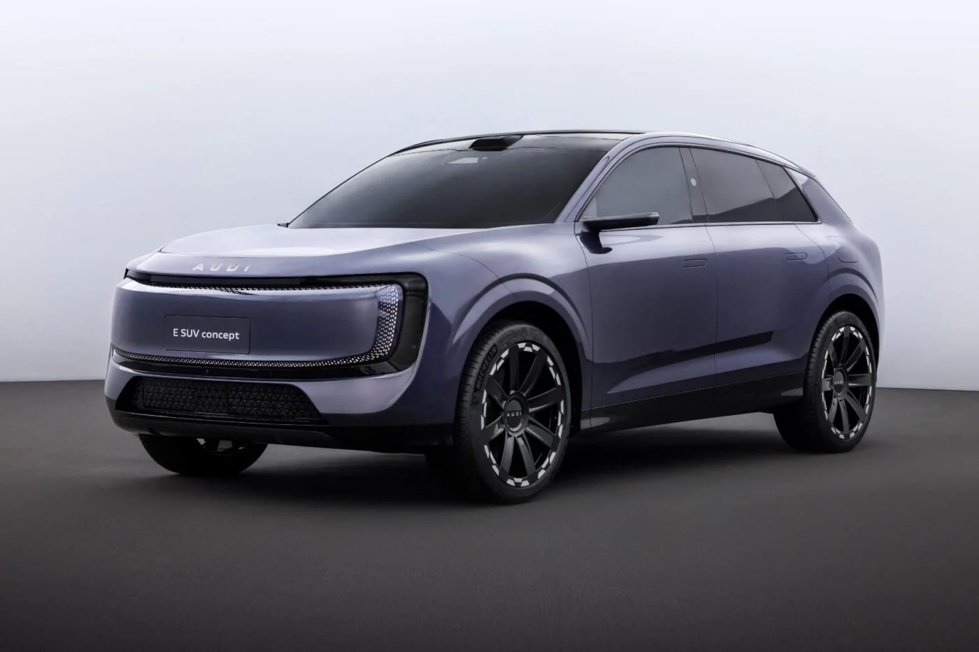 audi-e-suv-3-cropped-1400x933.webp