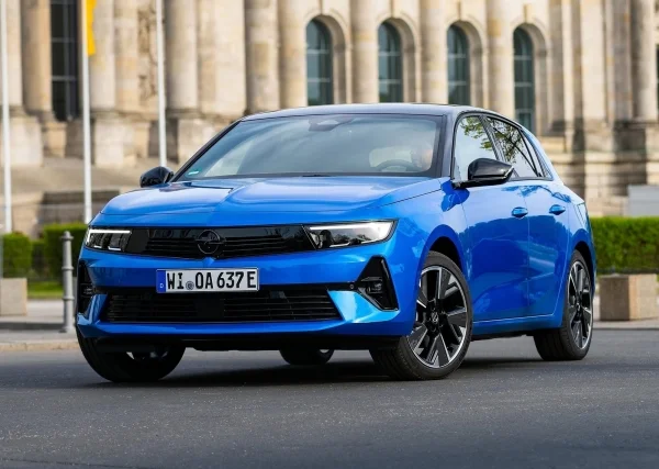 b_2024-opel-astra-elektrik-156-hp-ultimate-4x2-1.webp
