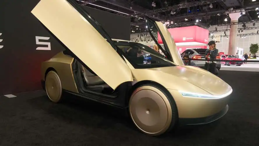 tesla-cybercab-la-auto-show-2024.webp
