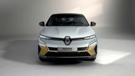 b_2024-renault-megane-e-tech-220-hp-iconic-4x2-16.webp