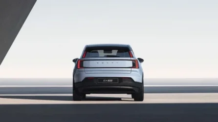 b_2024-volvo-ex30-272-hp-4x2-5.webp
