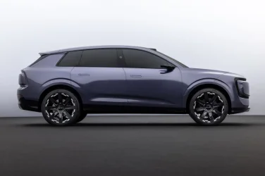 audi-e-suv-4-cropped-1400x933.webp