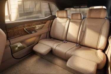 lac-hong-900s-rear-seat-1400x933.webp