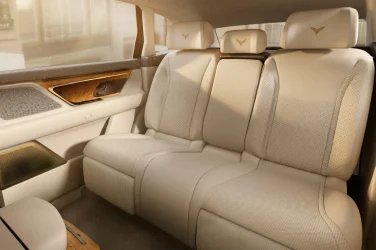 lac-hong-800s-rear-seat-1400x933.webp